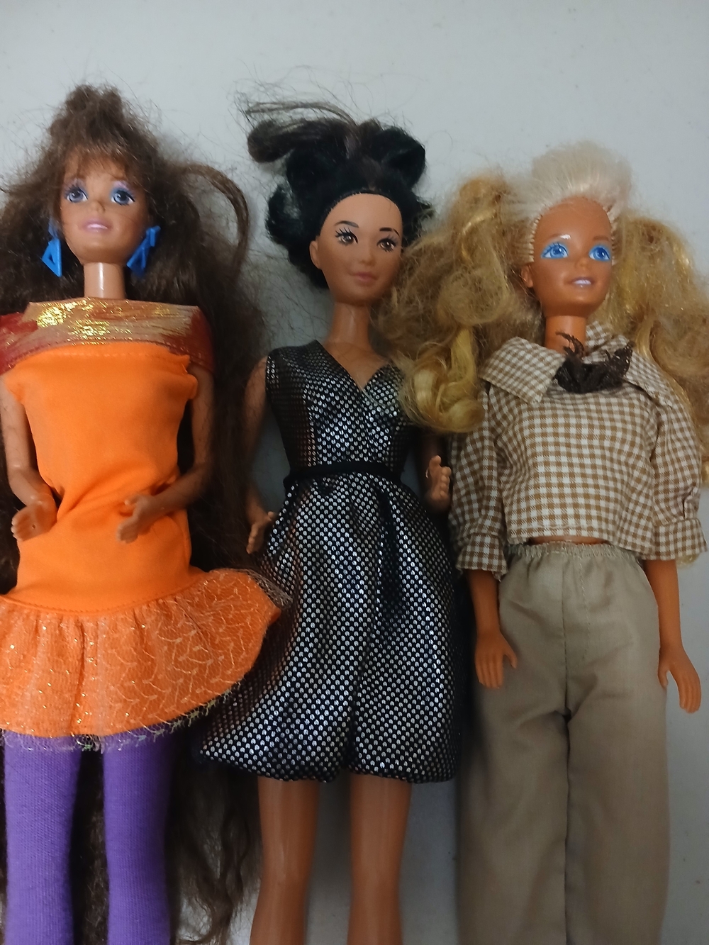 Barbie | Vintage Fashion Dolls Lot with Orange, Purple, Black & Beige Outfits - Picture 2 of 3